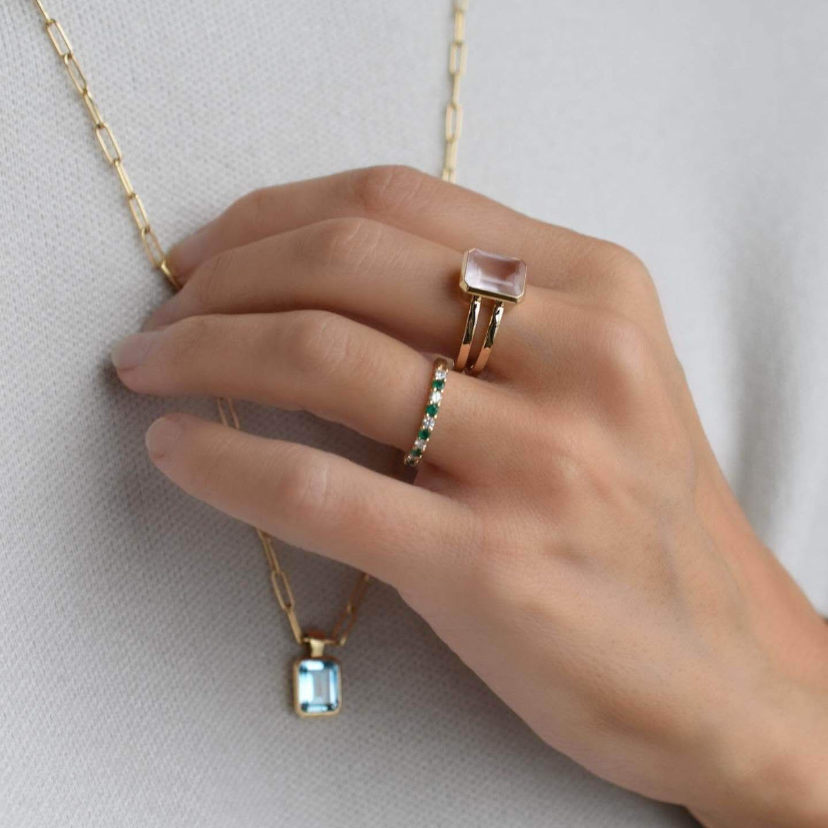 Warren Vertical Rose Quartz Ring in 14k Gold (October)