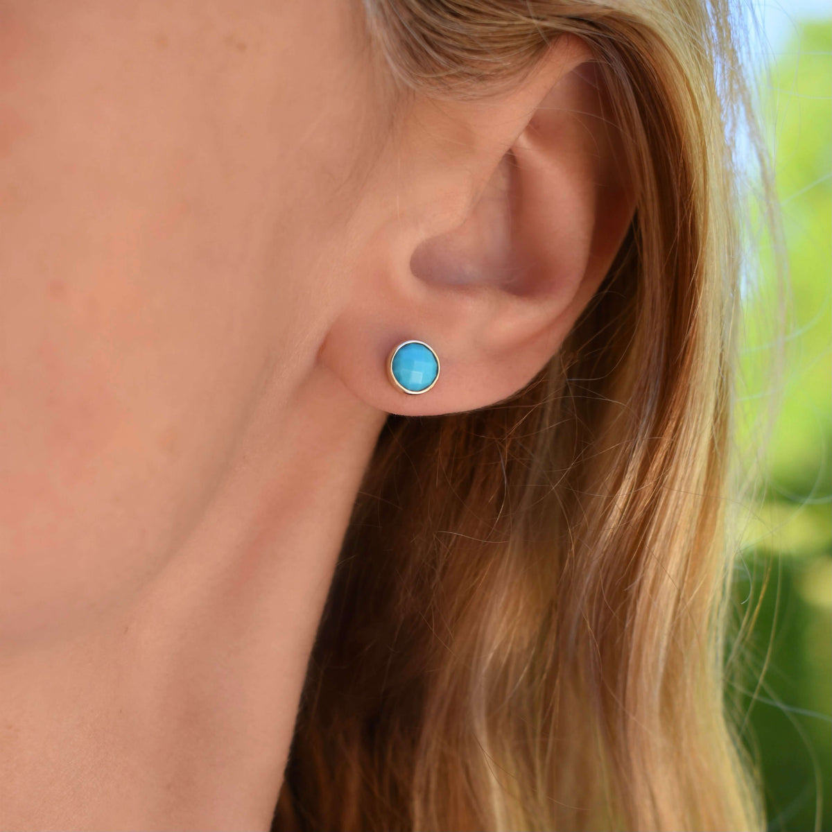 Grand Turquoise Stud Earrings in 14k Gold (December)