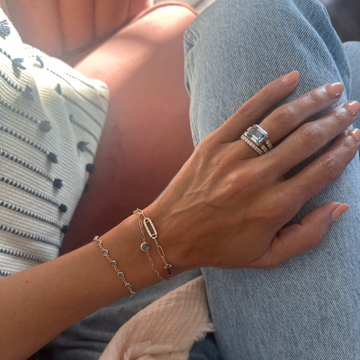 Warren Horizontal Birthstone Ring with Accent Stones in 14k Gold
