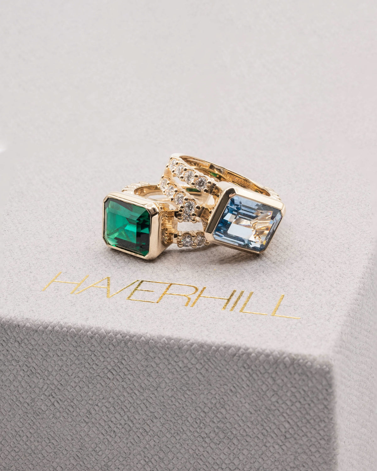 Warren Horizontal Emerald Ring with Diamonds in 14k Gold (May)
