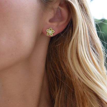 Greenwich Flower Peridot & Diamond Necklace and Earrings Set in 14k Gold (August)