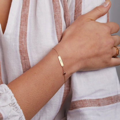 1 Nameplate & 1 Petite Garnet Bracelet in 14k Gold (January)