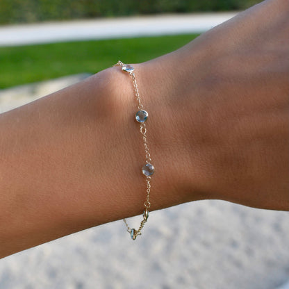 Bayberry 7 Nantucket Blue Topaz Bracelet in 14k Gold (December)