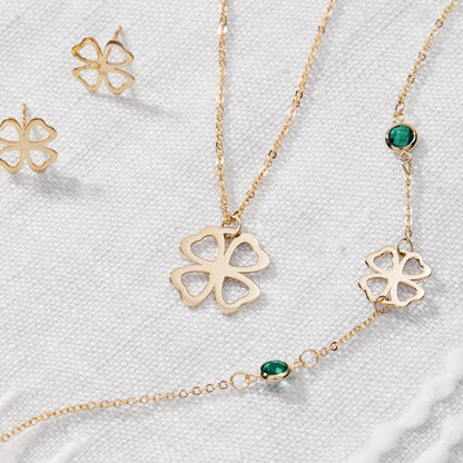 Flat Clover Pendant with Classic Chain in 14k Gold