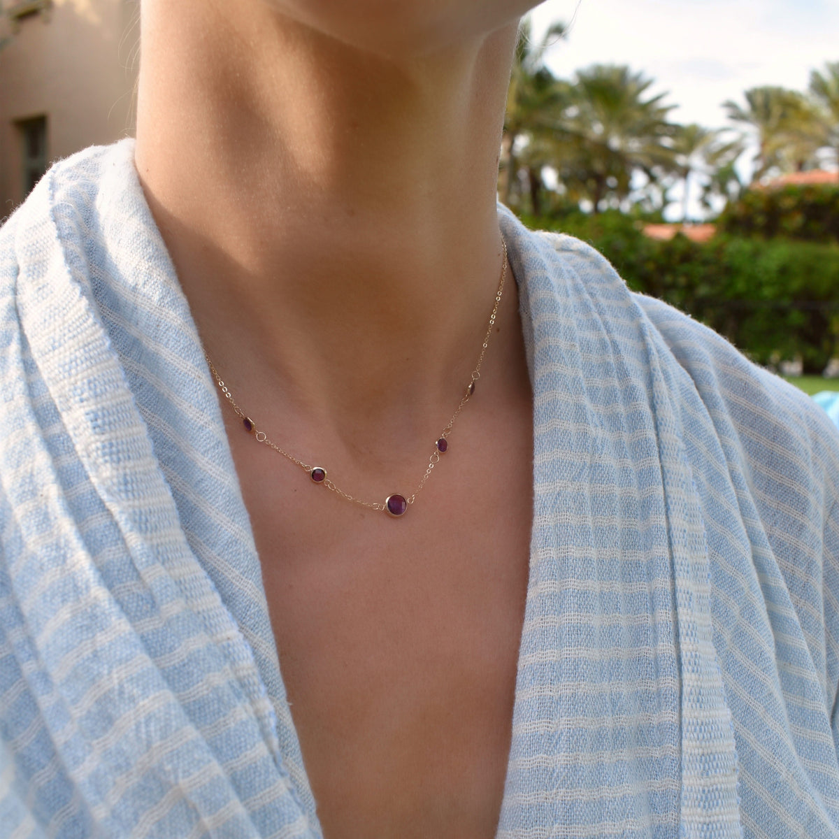 1 Grand & 4 Petite Amethyst Necklace in 14k Gold (February)