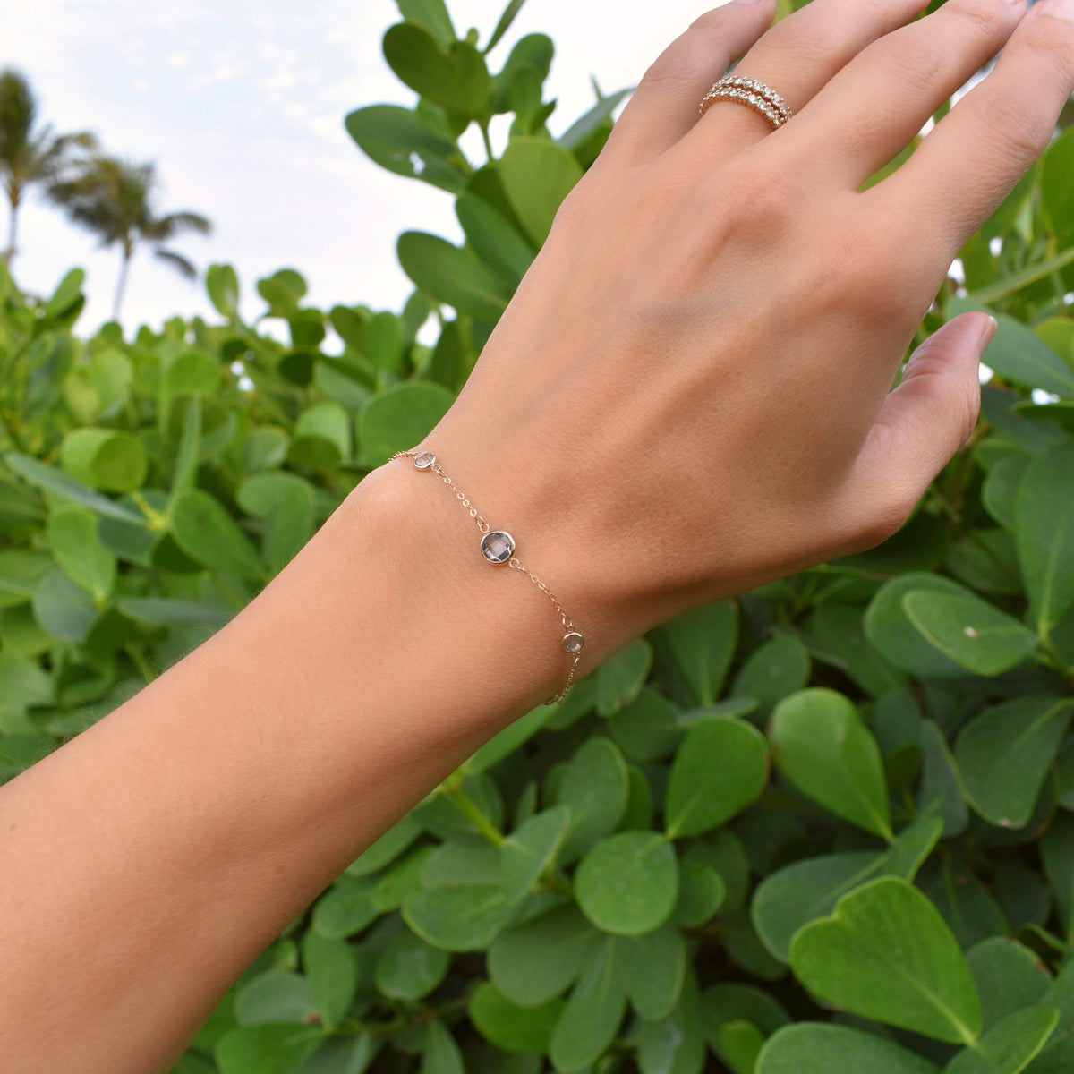 1 Grand & 4 Petite Aquamarine Bracelet in 14k Gold (March)