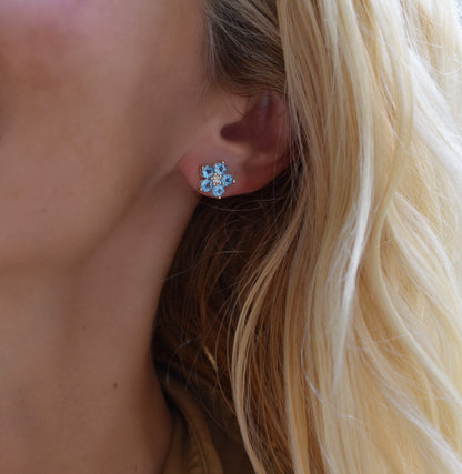 Greenwich Flower Nantucket Blue Topaz & Diamond Necklace and Earrings Set in 14k Gold (December)