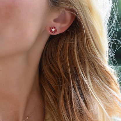 Greenwich Flower Garnet & Diamond Earrings in 14k Gold (January)