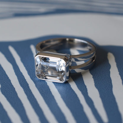 Warren Horizontal White Topaz Ring in 14k Gold (April)