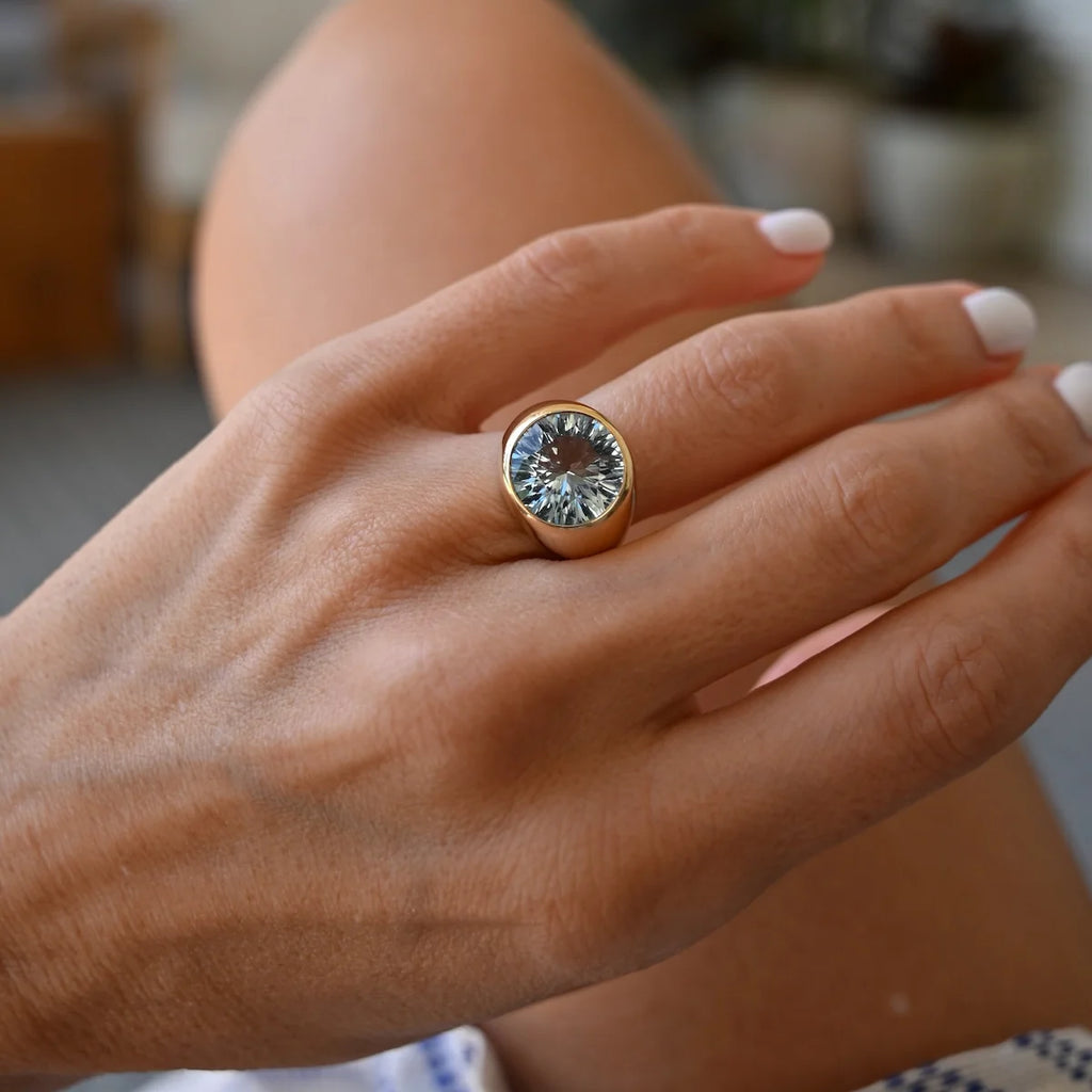 Jamestown Birthstone Ring in 14k Gold