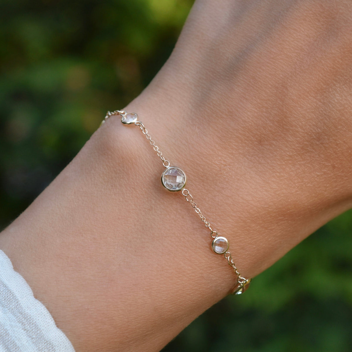 Bayberry Grand & Petite 7 White Topaz Bracelet in 14k Gold (April)
