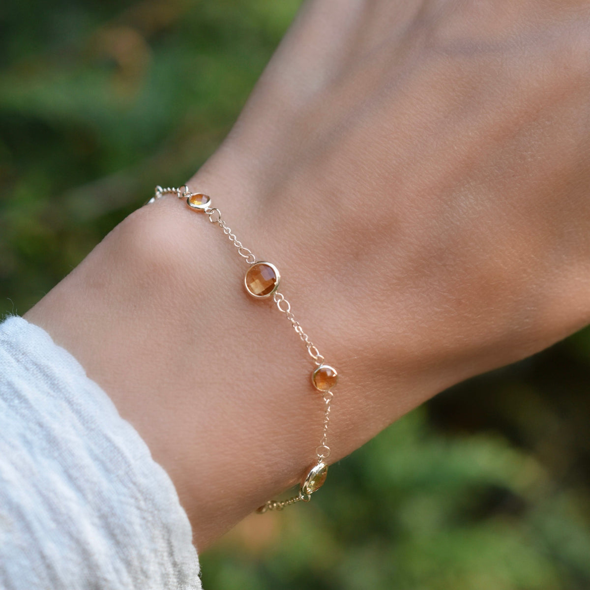 Bayberry Grand & Petite 7 Citrine Bracelet in 14k Gold (November)