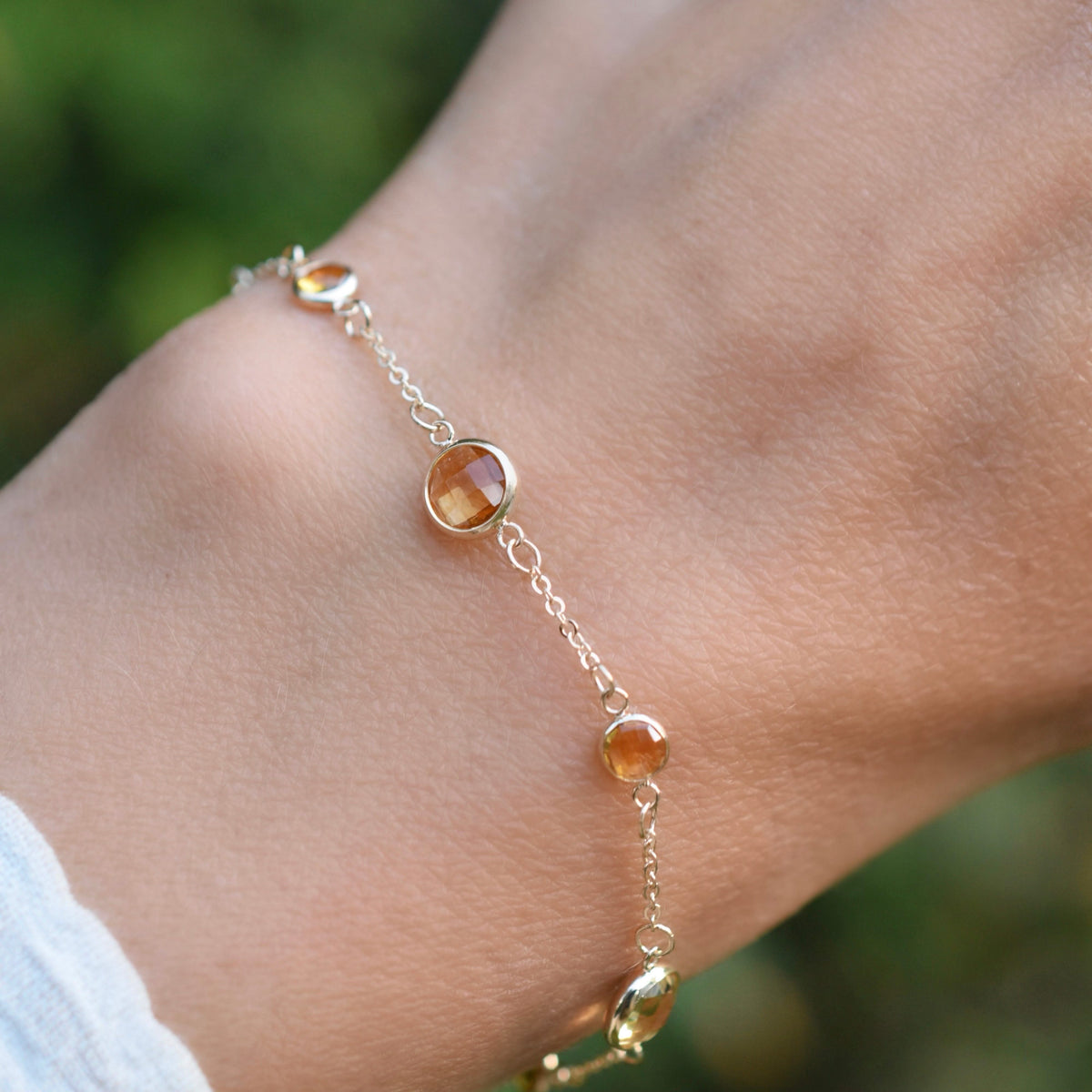 Bayberry Grand & Petite 7 Citrine Bracelet in 14k Gold (November)