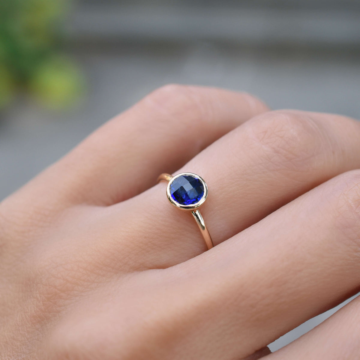 Grand Sapphire Ring in 14k Gold (September)