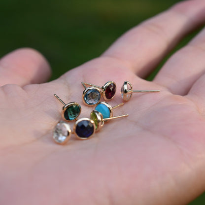 Grand 1 Sapphire Necklace and Earrings Set in 14k Gold (September)