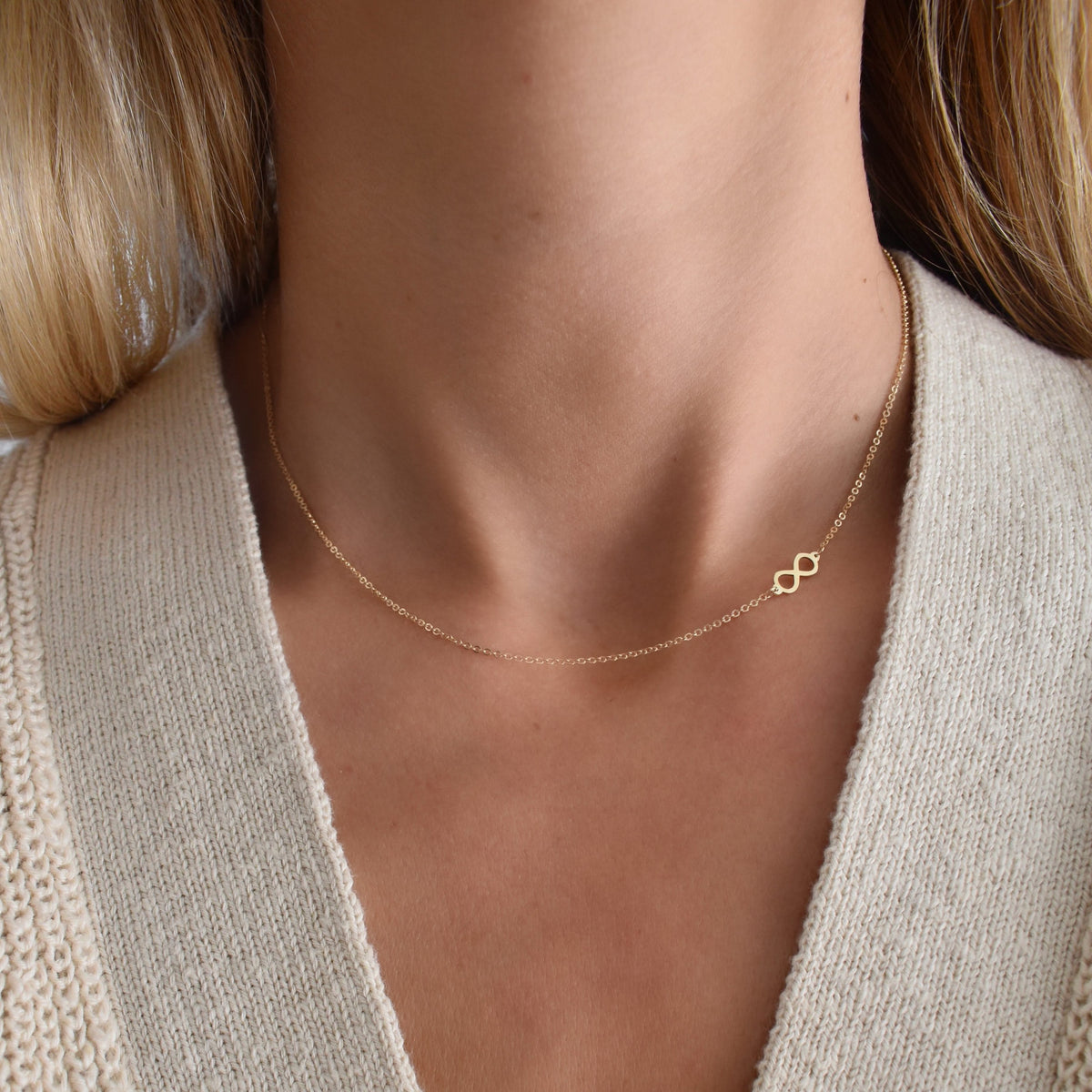 Infinity Necklace in 14k Gold