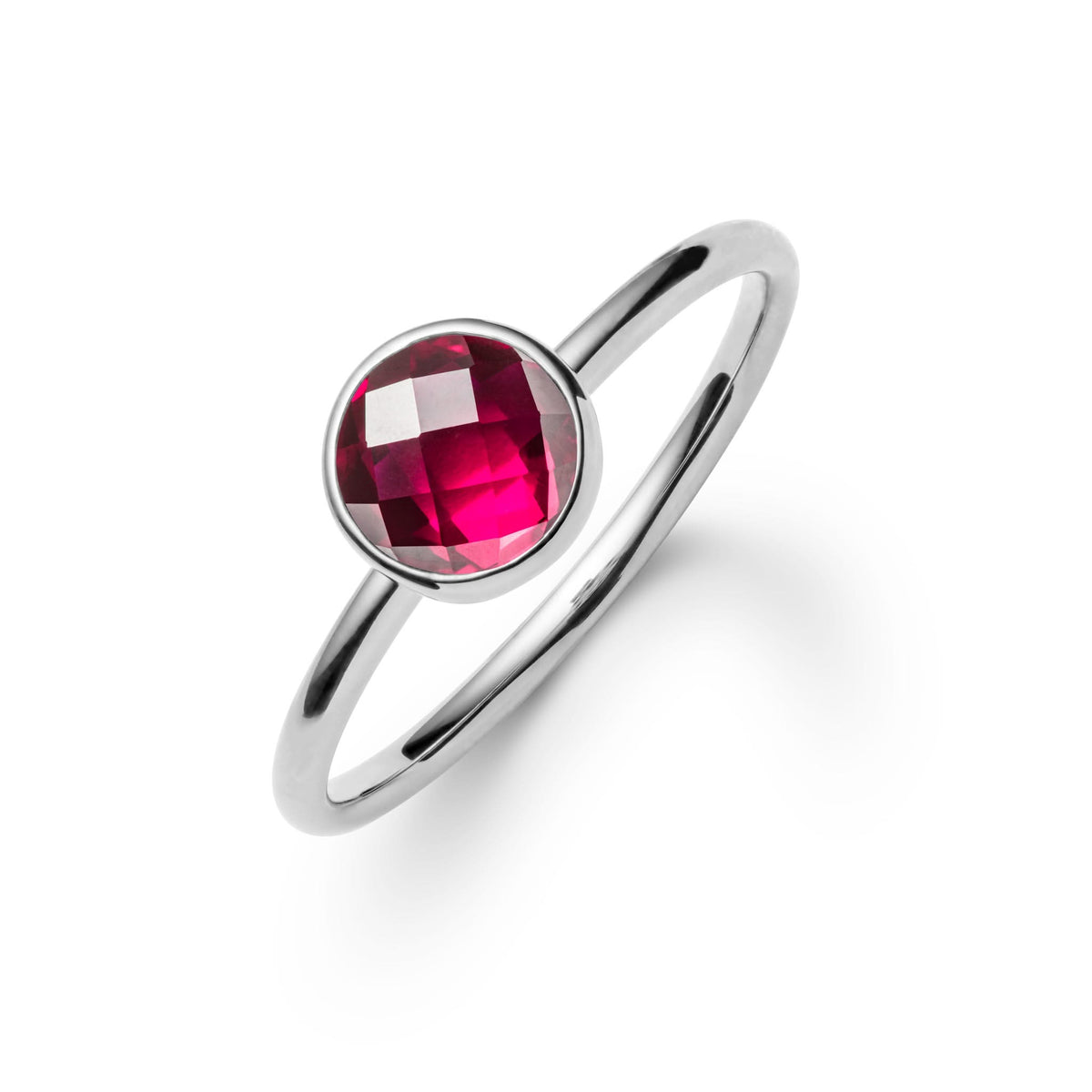 Grand Ruby Ring in 14k Gold (July)