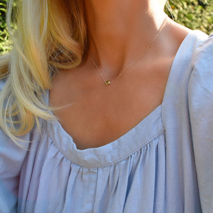 Grand 1 Peridot Necklace and Earrings Set in 14k Gold (August)