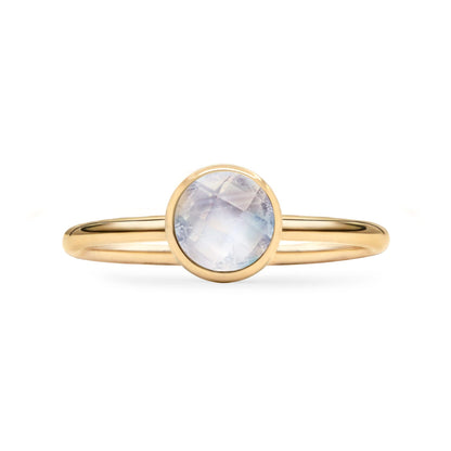 Grand Moonstone Ring in 14k Gold (June)