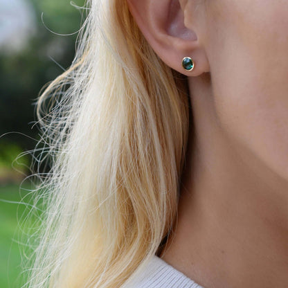 Grand Emerald Stud Earrings in 14k Gold (May)