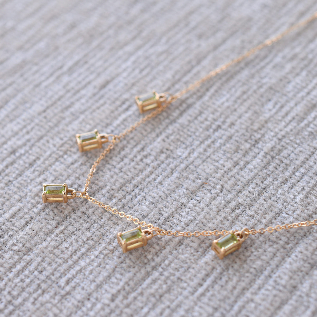 Providence 5 Peridot Drop Necklace in 14k Gold (August)