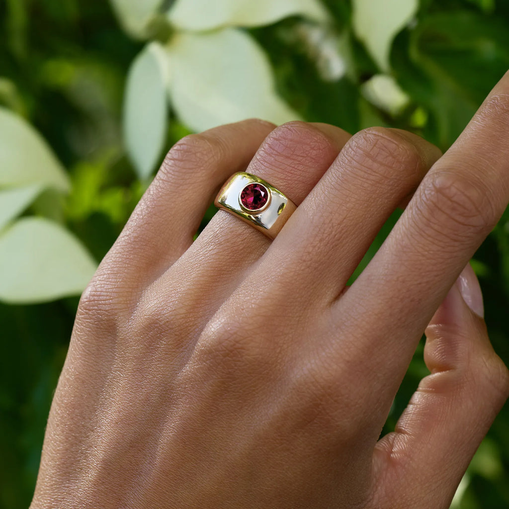 Jamestown Ruby Band Ring in 14k Gold (July)