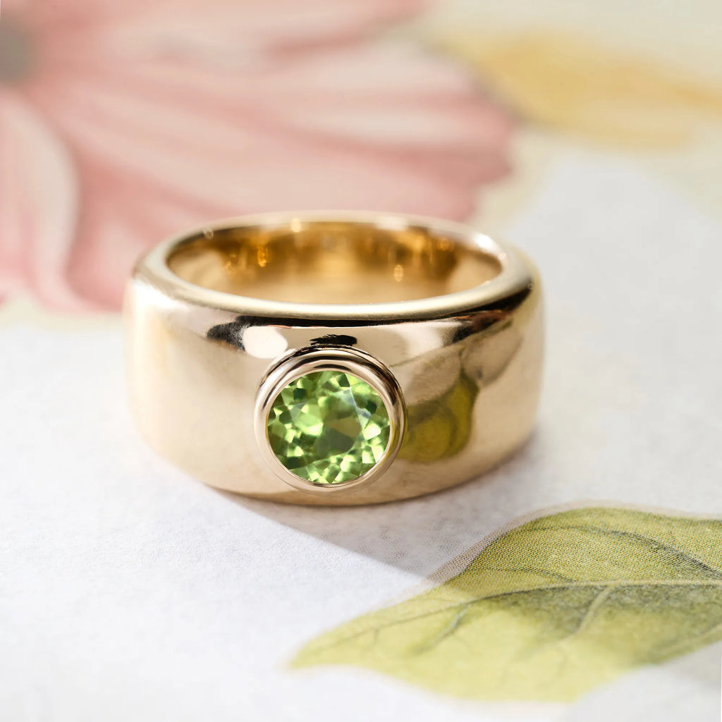 Jamestown Peridot Band Ring in 14k Gold (August)