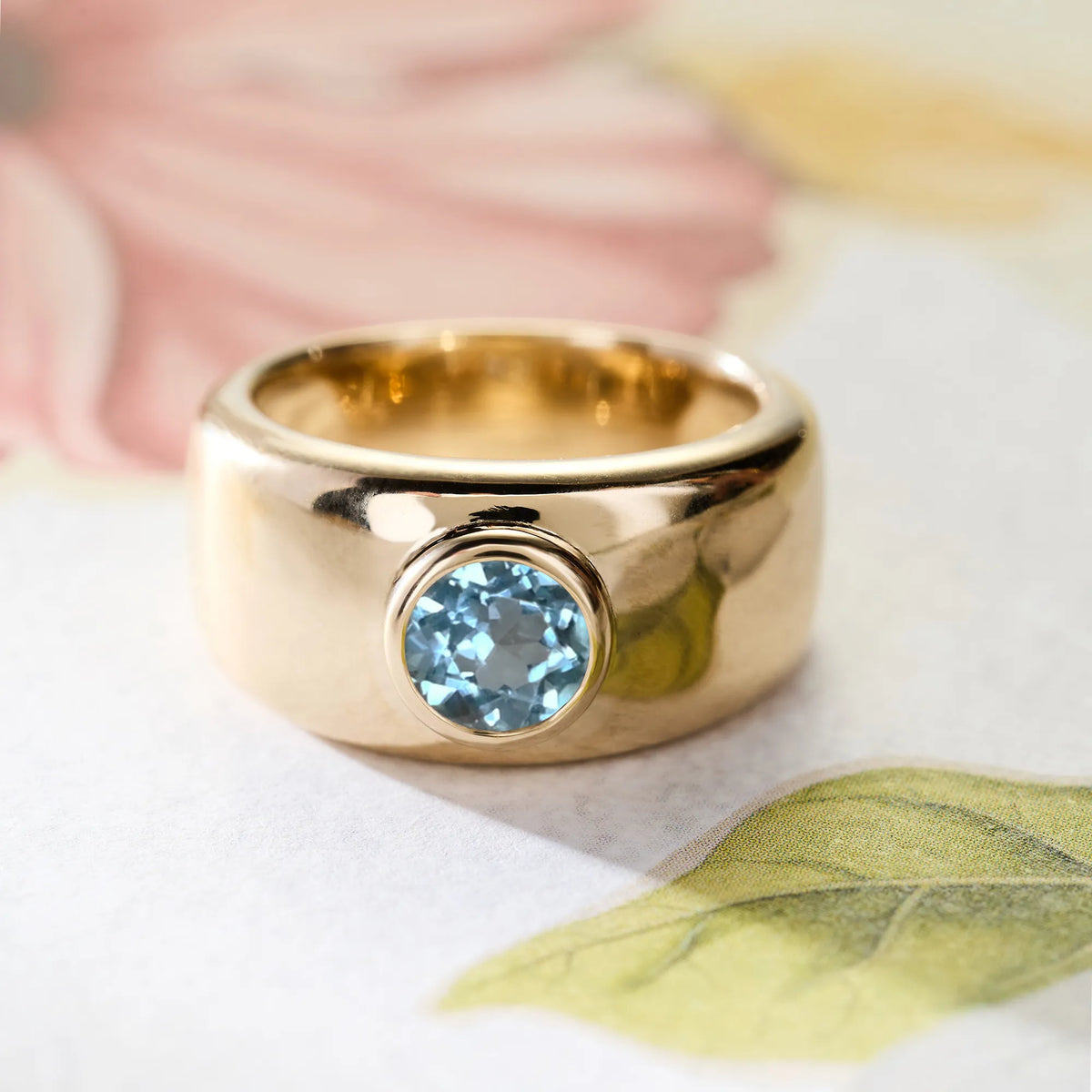 Jamestown Nantucket Blue Topaz Band Ring in 14k Gold (December)