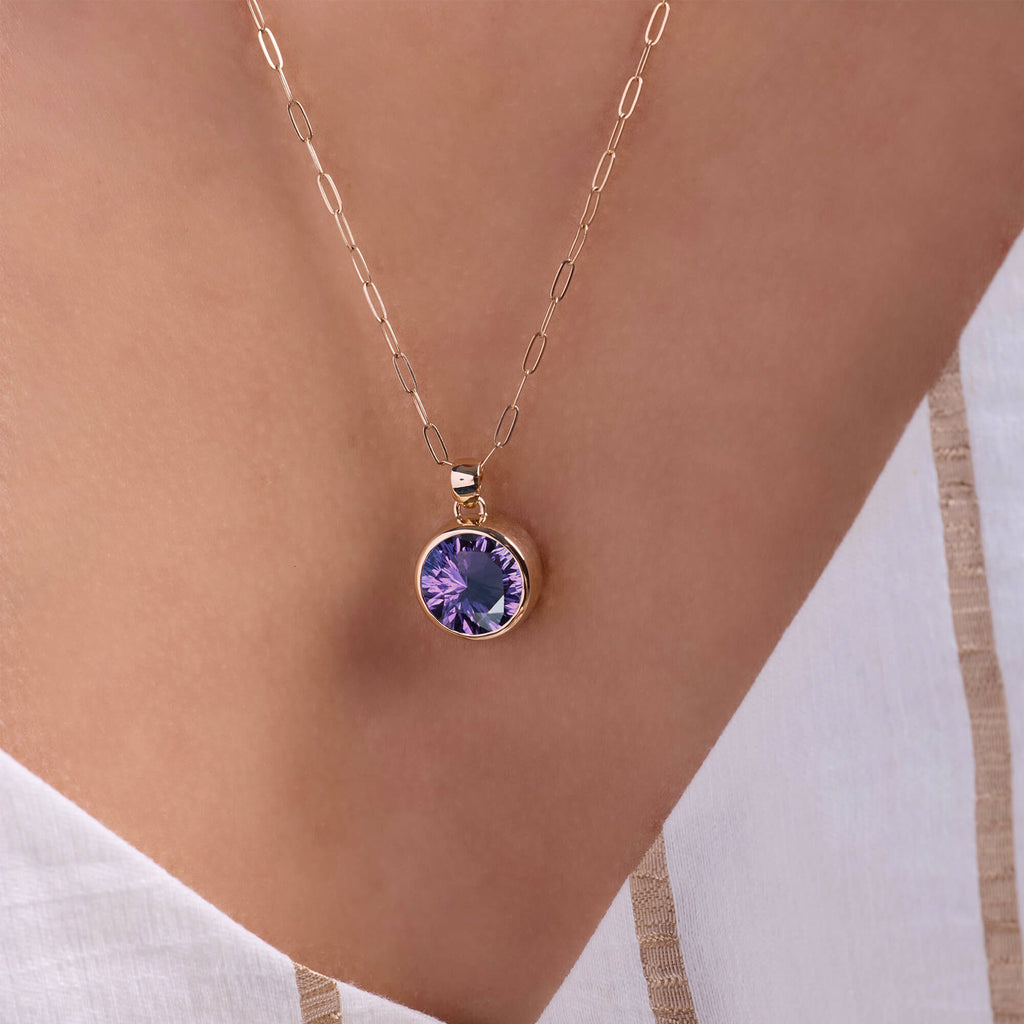 Jamestown Amethyst Pendant in 14k Gold (February)