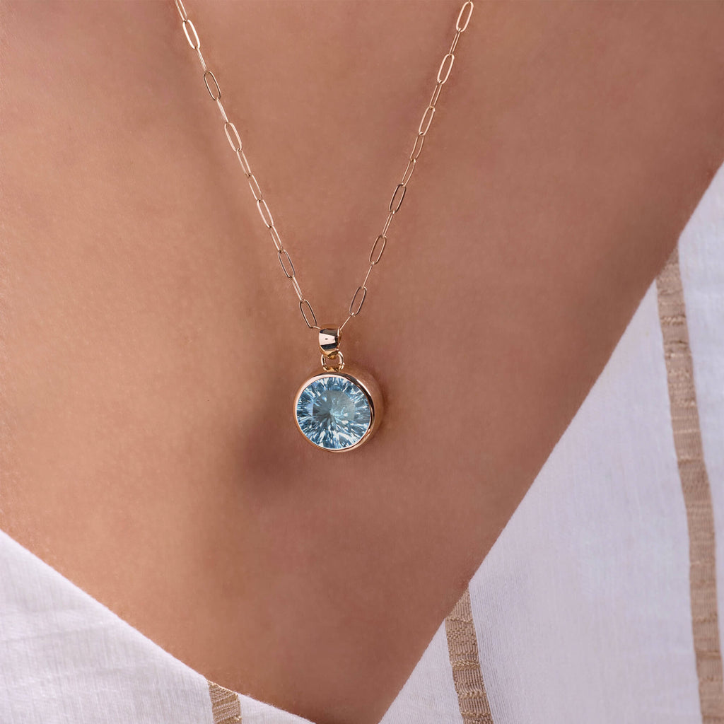 Jamestown Nantucket Blue Topaz Pendant in 14k Gold (December)