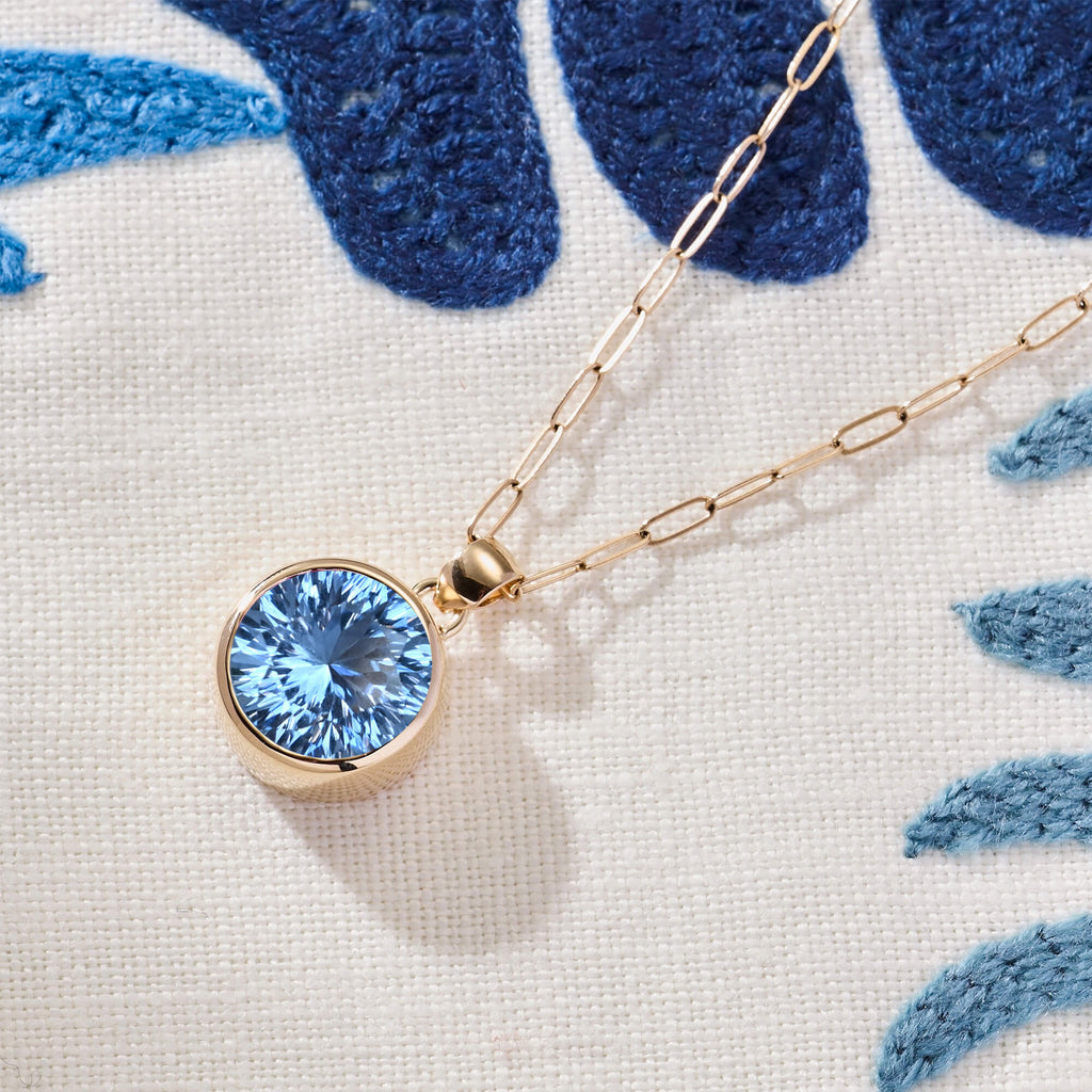 Jamestown Aquamarine Pendant in 14k Gold (March)