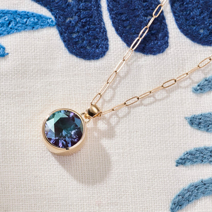Jamestown Alexandrite Pendant in 14k Gold (June)