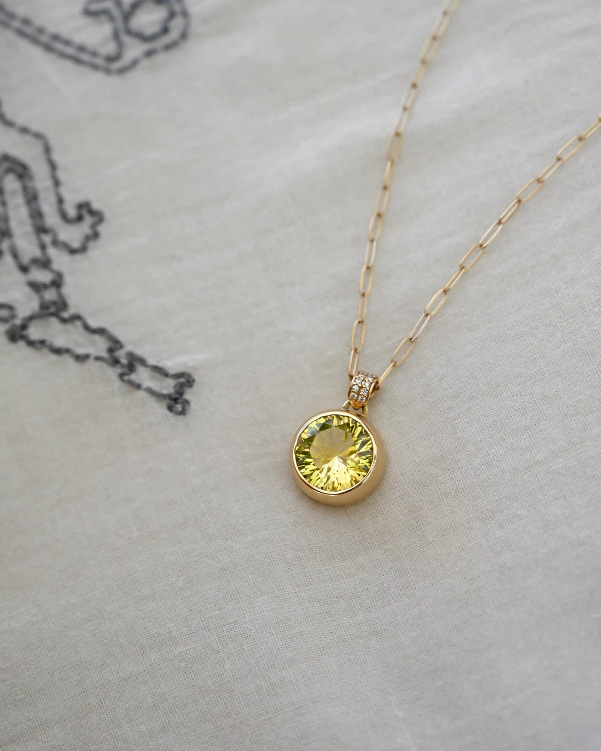 Jamestown Birthstone Pendant with Diamond Bail in 14k Gold