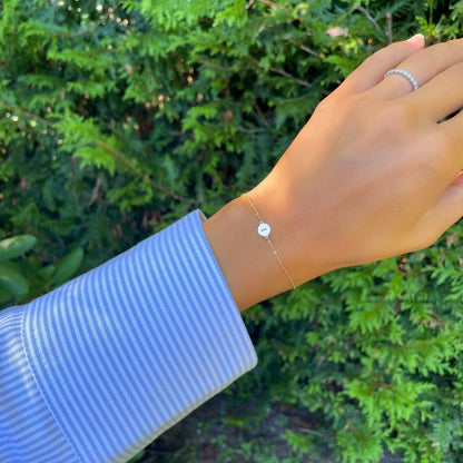 Letter I Bracelet in 14k Gold