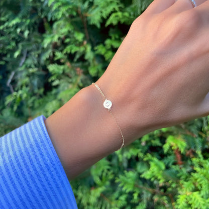Letter O Bracelet in 14k Gold