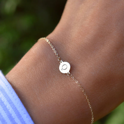 Letter Q Bracelet in 14k Gold