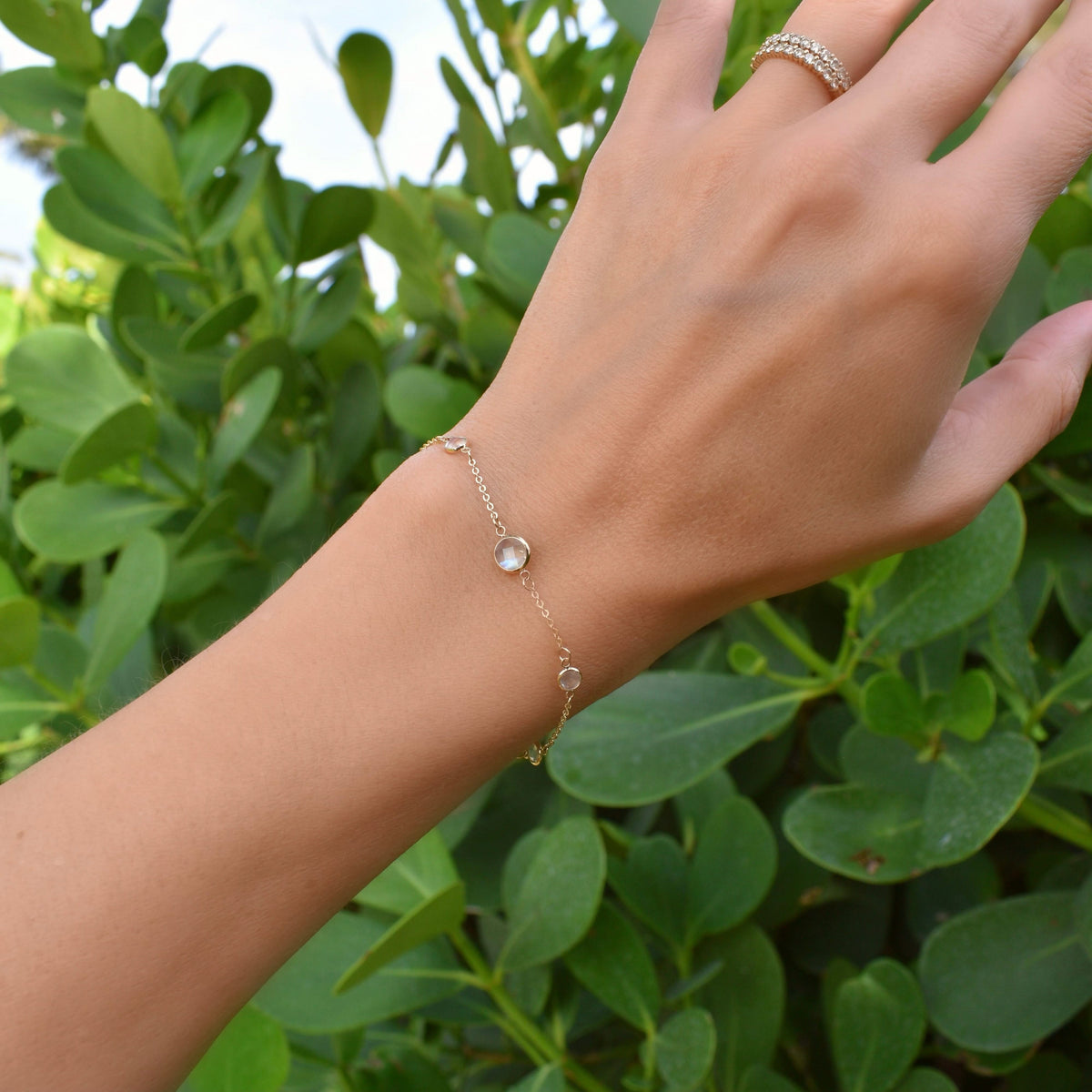 1 Grand & 4 Petite Moonstone Bracelet in 14k Gold (June)