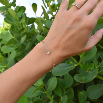 1 Grand & 4 Petite Moonstone Bracelet in 14k Gold (June)