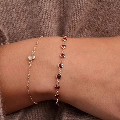 Newport Garnet Bracelet in 14k Gold (January)