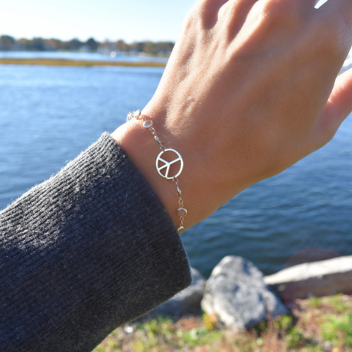 Large Peace Sign Newport Bracelet in 14k Gold