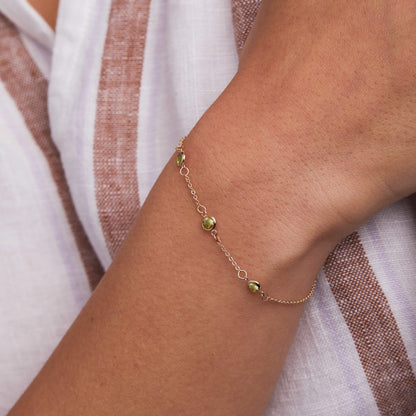 Bayberry 3 Peridot Bracelet in 14k Gold (August)