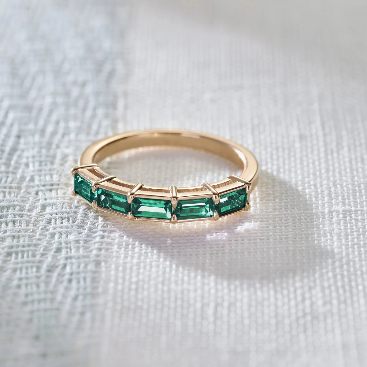 Providence Emerald Ring in 14k Gold (May)