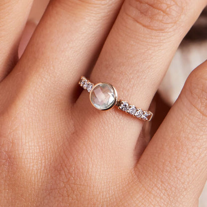 Rosecliff Grand White Topaz Ring in 14k Gold (April)