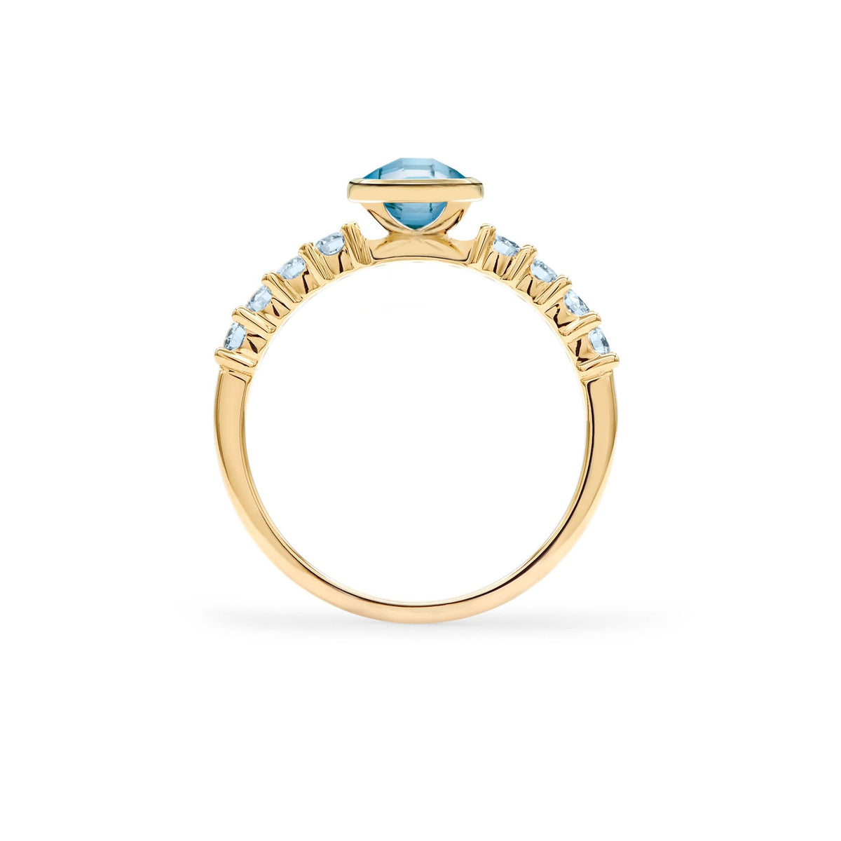 Rosecliff Grand Nantucket Blue Topaz Ring in 14k Gold (December)