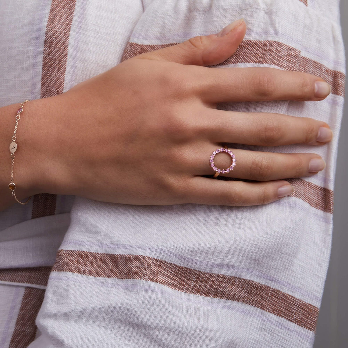 Rosecliff Circle Pink Sapphire Ring in 14k Gold (October)