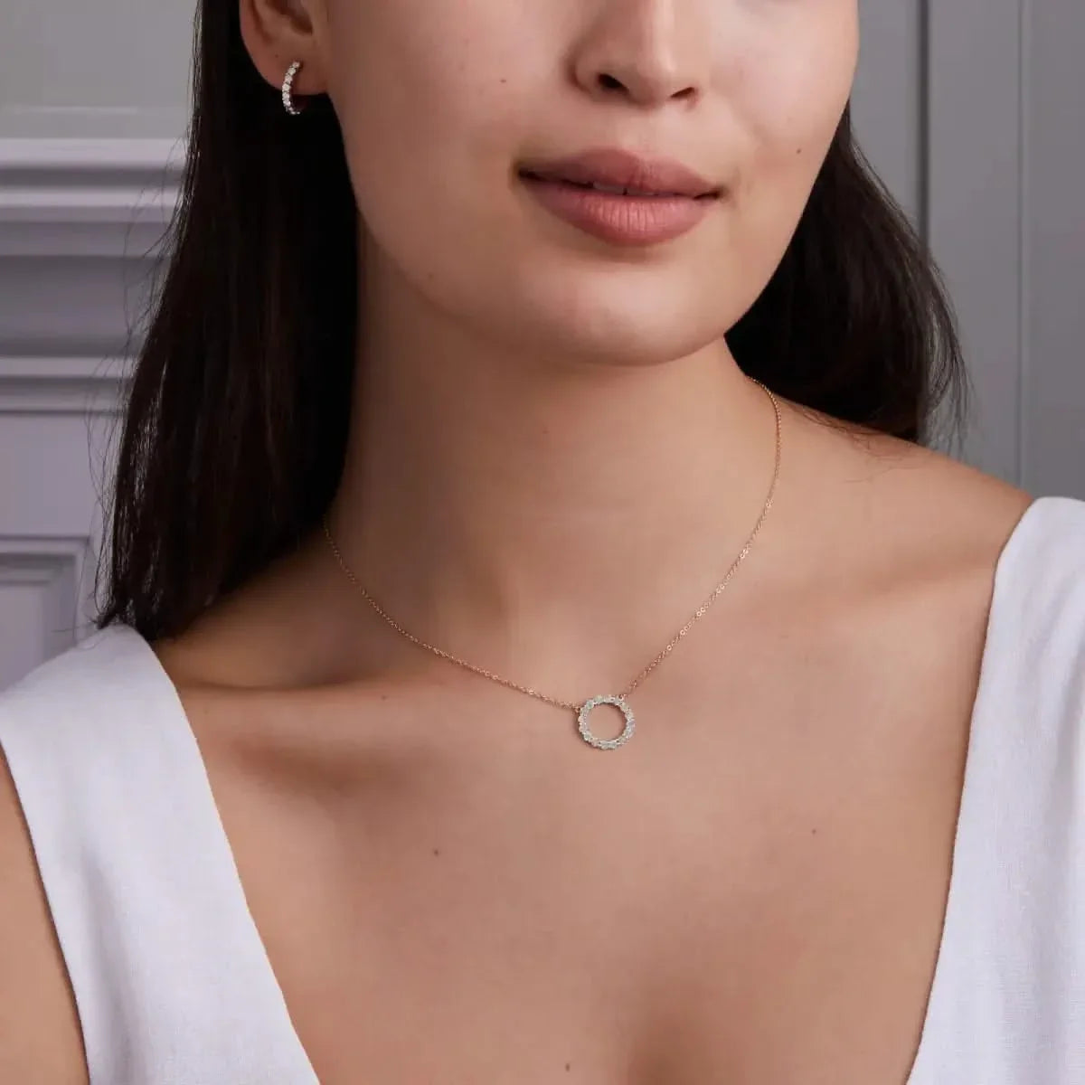 Rosecliff Circle Opal Necklace in 14k Gold (October)