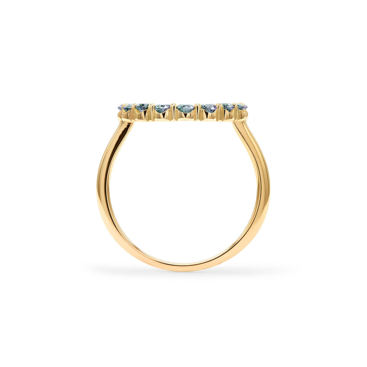 Rosecliff Circle Alexandrite Ring in 14k Gold (June)
