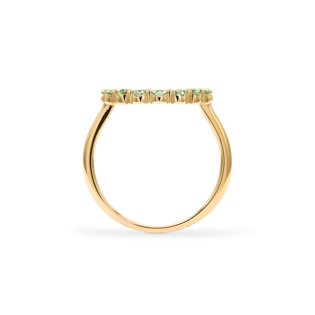 Rosecliff Circle Peridot Ring in 14k Gold (August)