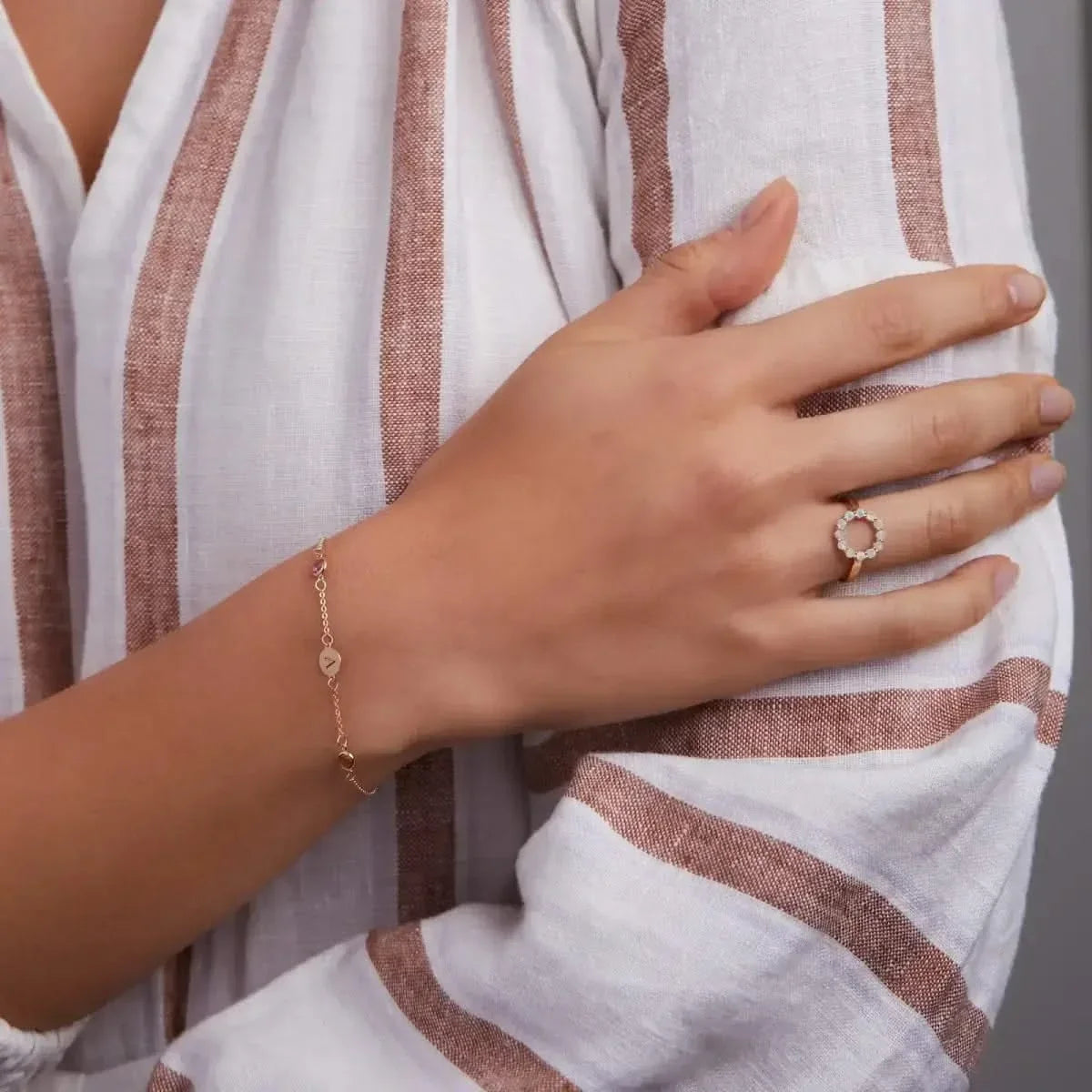 Rosecliff Small Circle Opal Ring in 14k Gold (October)