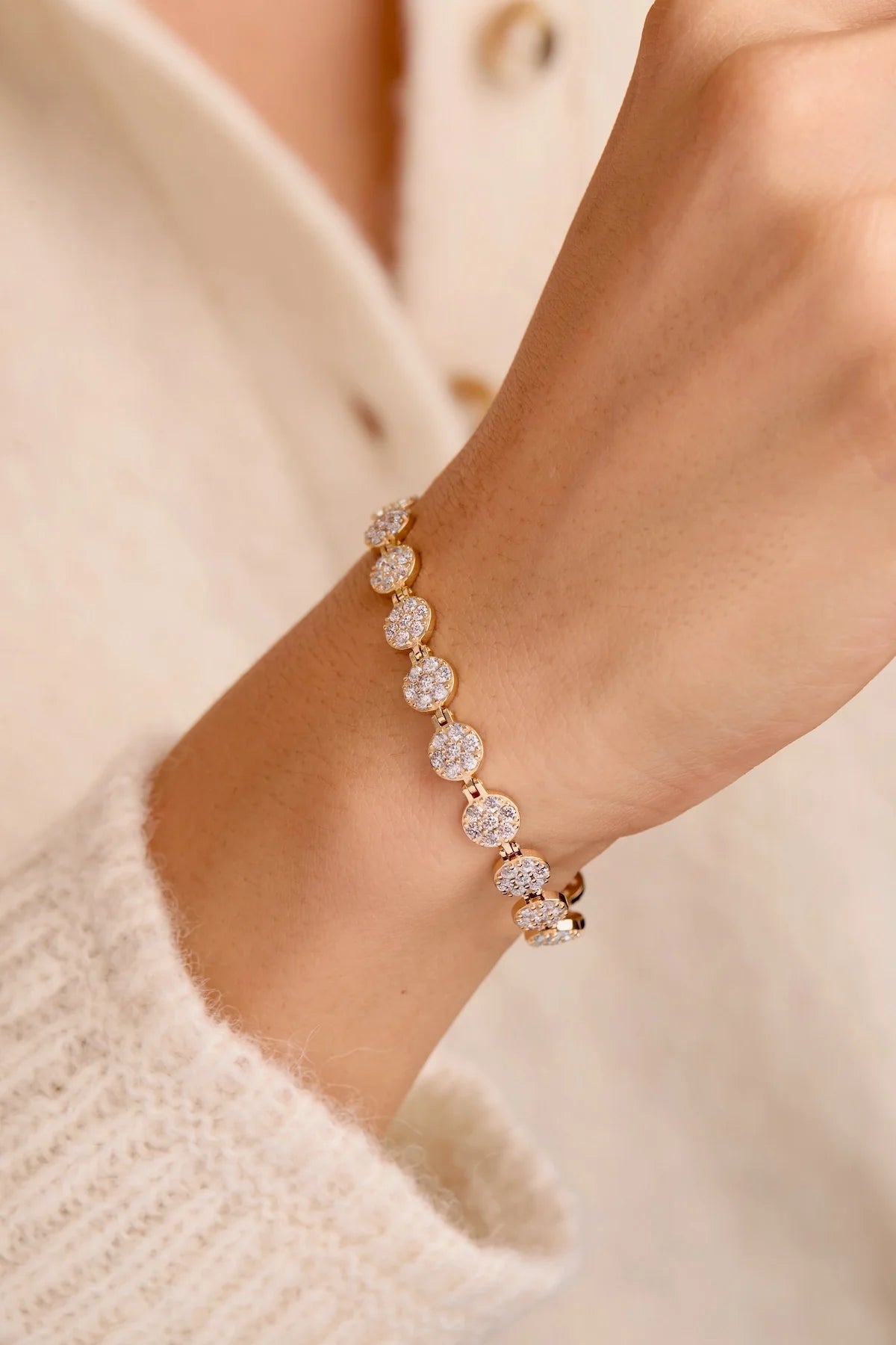 Rosecliff Tennis White Topaz Bracelet in 14k Gold (April)